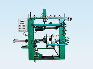 胎面壓合機(jī)-輪胎冷翻設(shè)備